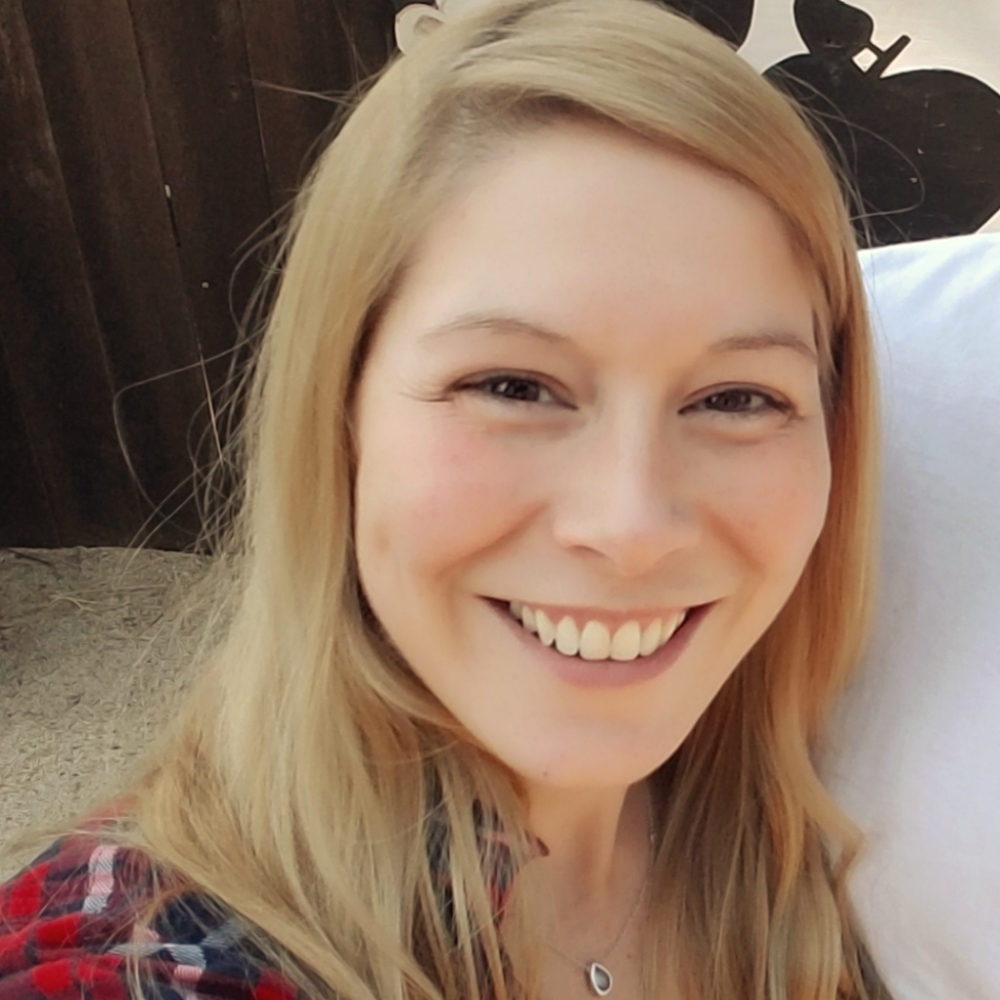 Meet your Posher, Lauren